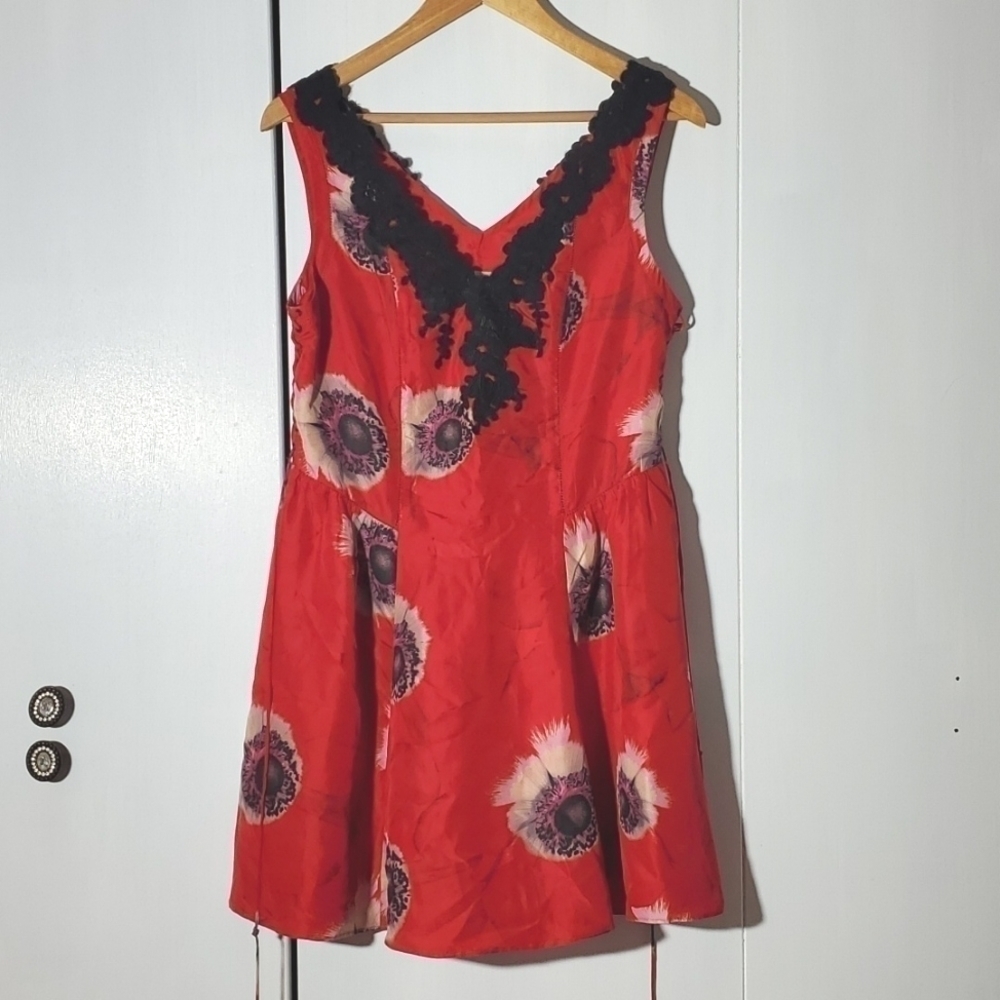 Leifs Dottir| Red Geometric  Mini Dress Corset Lace Sides Mod Edgy Vibrant Sz.4